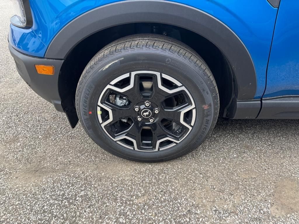New 2026 Velocity Blue Metallic Ford Outer Banks® image 20