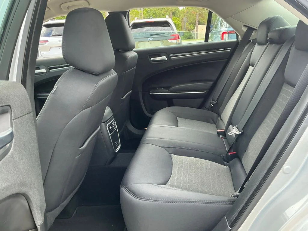 Used 2023 Silver Chrysler Touring image 31