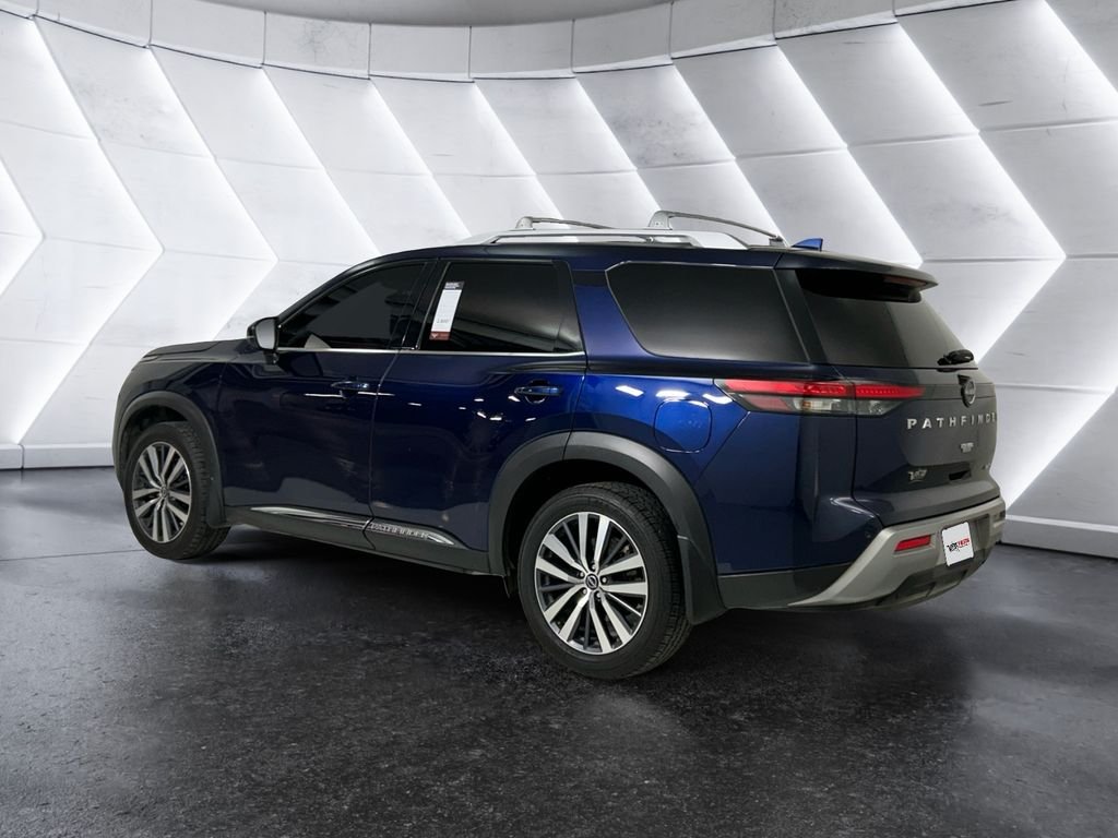 Used 2022 Blue Nissan Platinum image 6