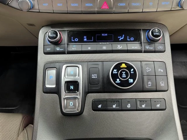 Used 2020 White Hyundai Limited image 32