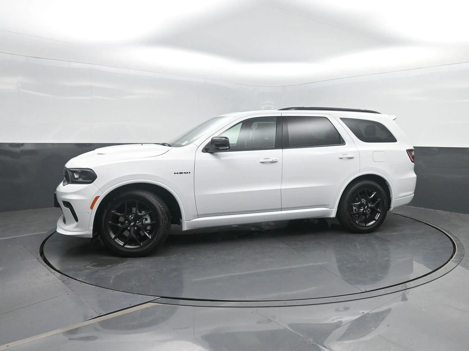 New 2026 White Knuckle Clear-Coat Exterior Paint Dodge GT Plus HEMI V8 image 44