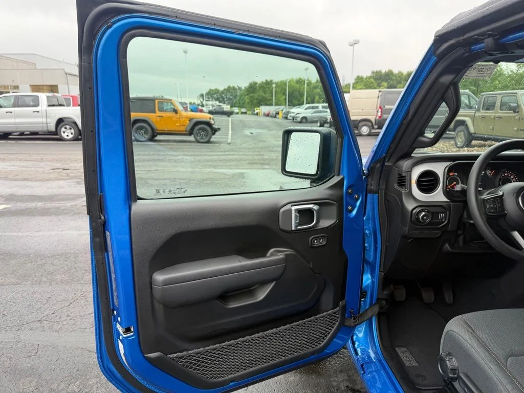 New 2026 Hydro Blue Pearlcoat Jeep Sport image 12