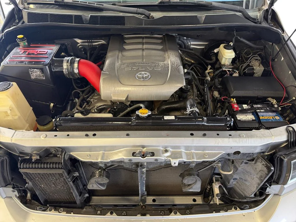 Used 2008 Silver Toyota Base image 14