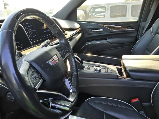 Used 2023 BLACK RAVEN Cadillac RWD Premium Luxury image 17