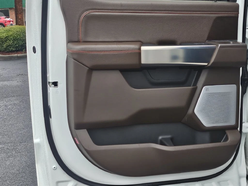 New 2027 Star White Metallic Tri-Coat Ford F-350® King Ranch® image 38