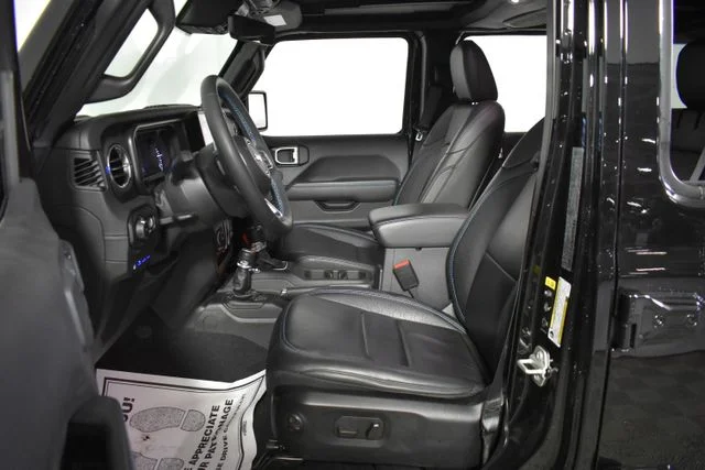 Used 2024 Black Jeep High Altitude 4xe image 11