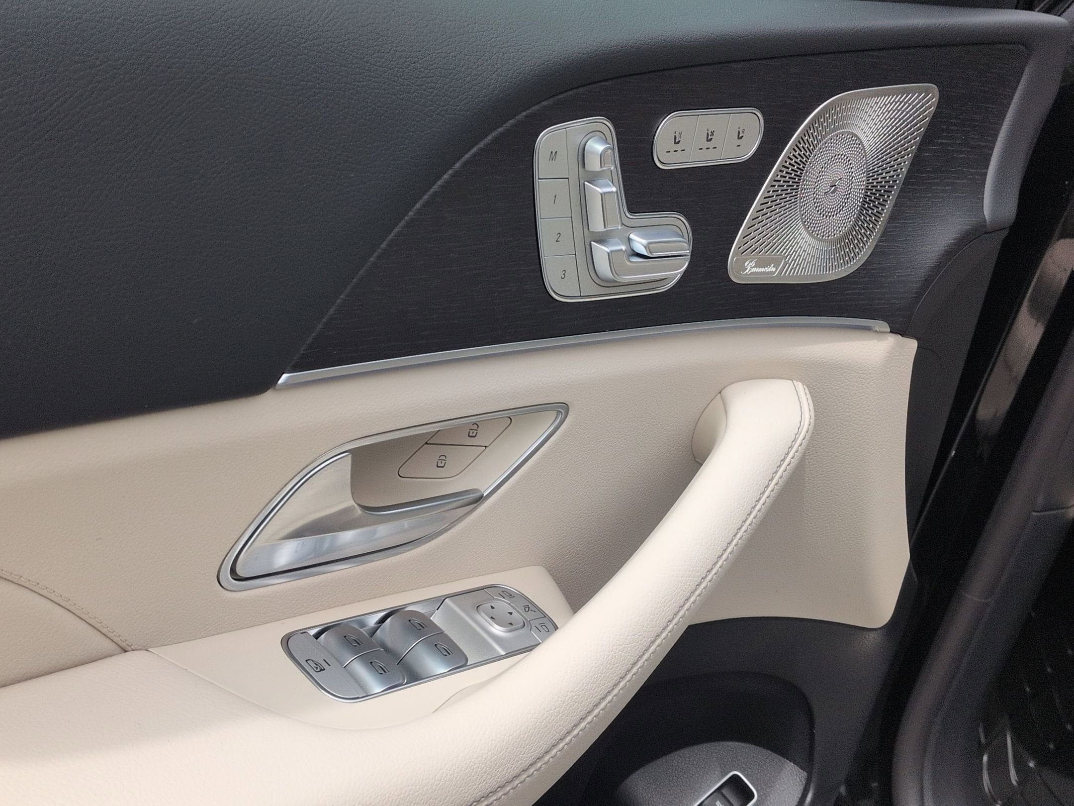 New 2026 Obsidian Black Metallic Mercedes-Benz GLS 450 image 56