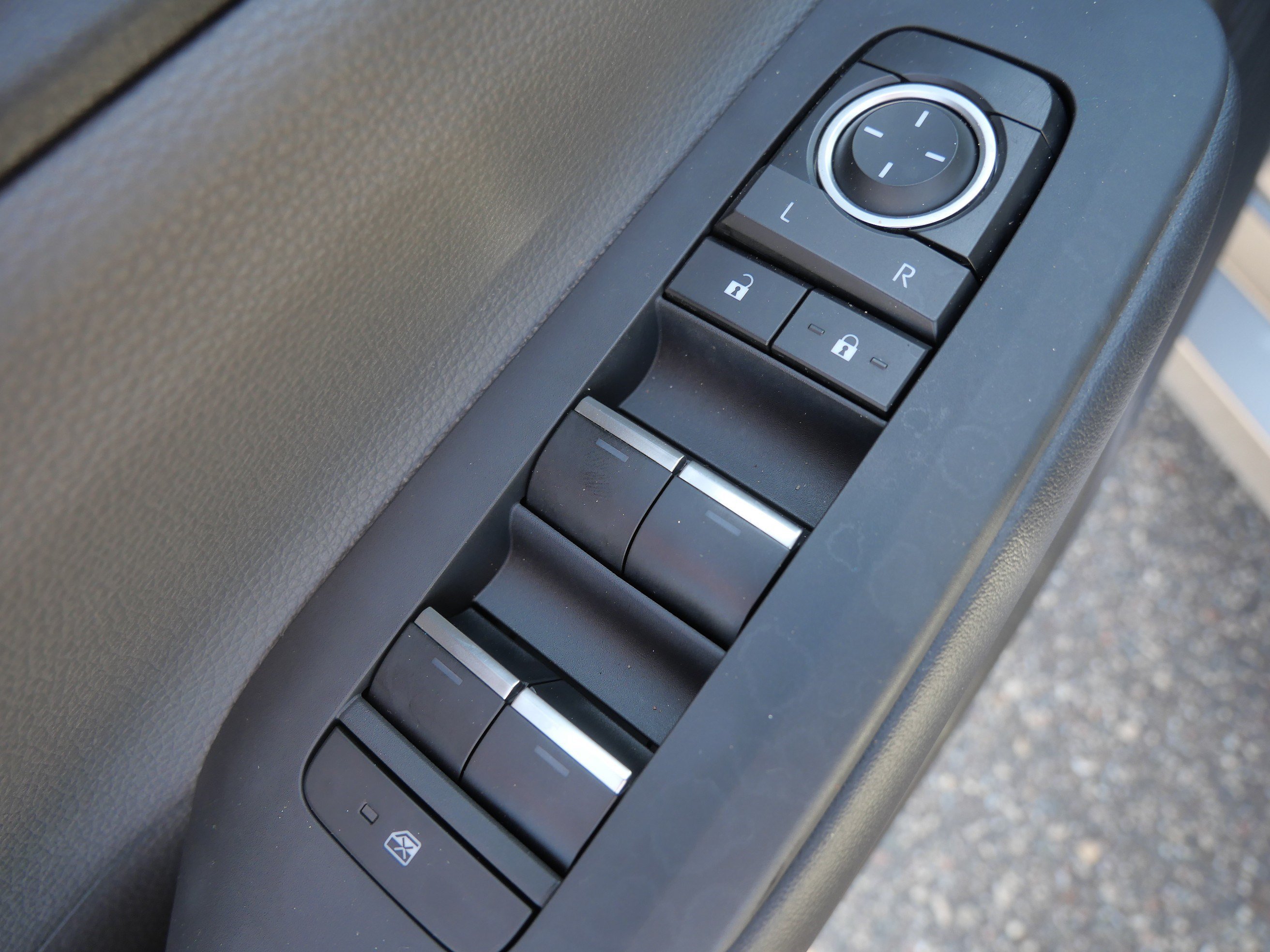 Certified Used 2025 Cutting Edge Toyota XLE image 20