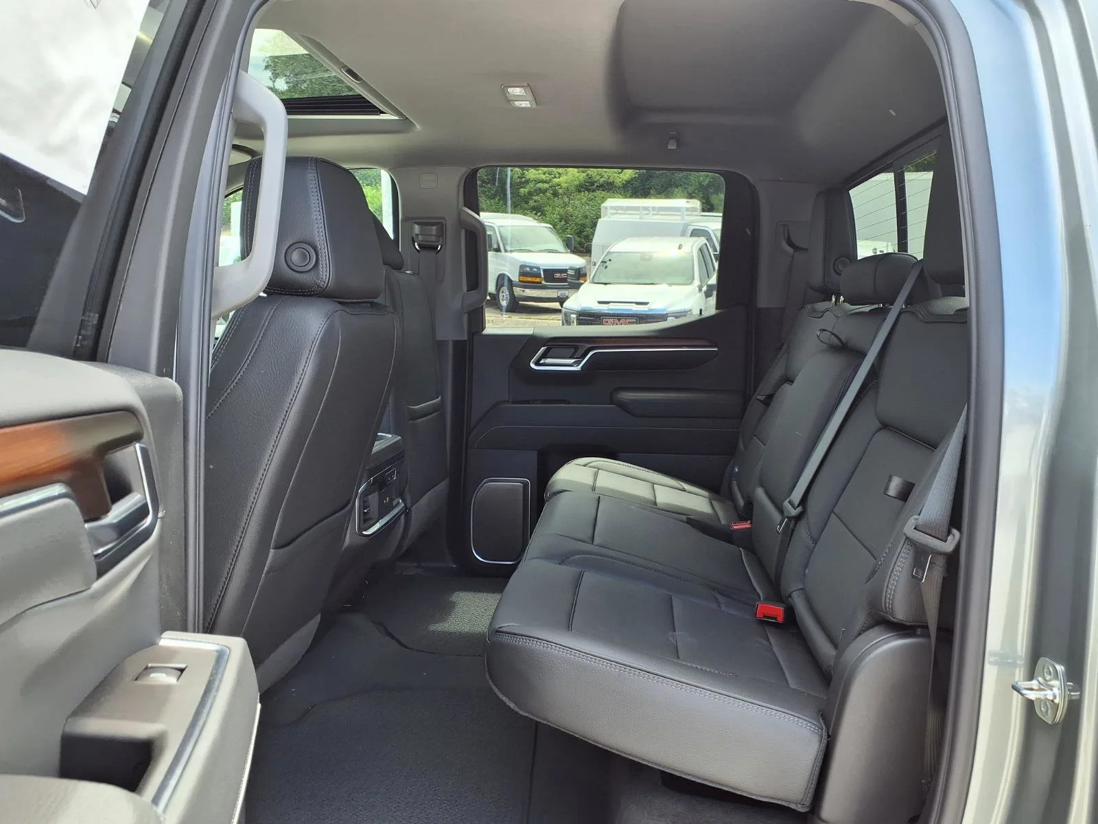 2026 GMC Sierra 1500 Denali - Photo 19