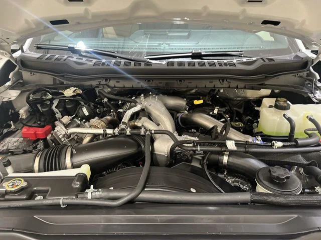 New 2026 Avalanche Gray Ford F-350® LARIAT® image 28