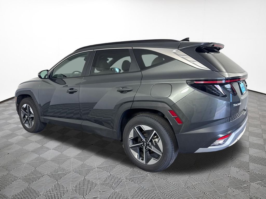 Certified Used 2025 Gray Hyundai SEL Convenience image 12