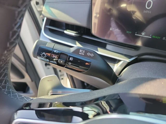 New 2026 Snow White Pearl Kia SX image 23
