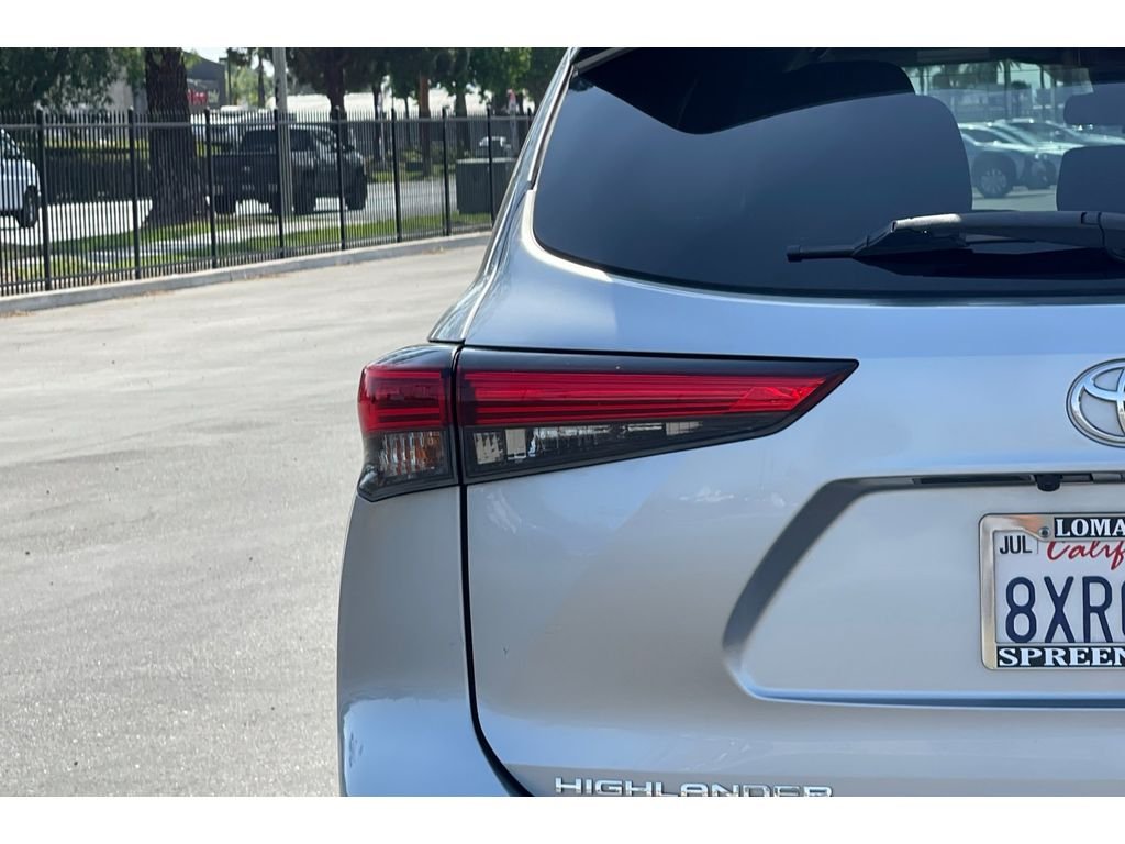 Used 2021 Celestial Silver Metallic Toyota L image 46