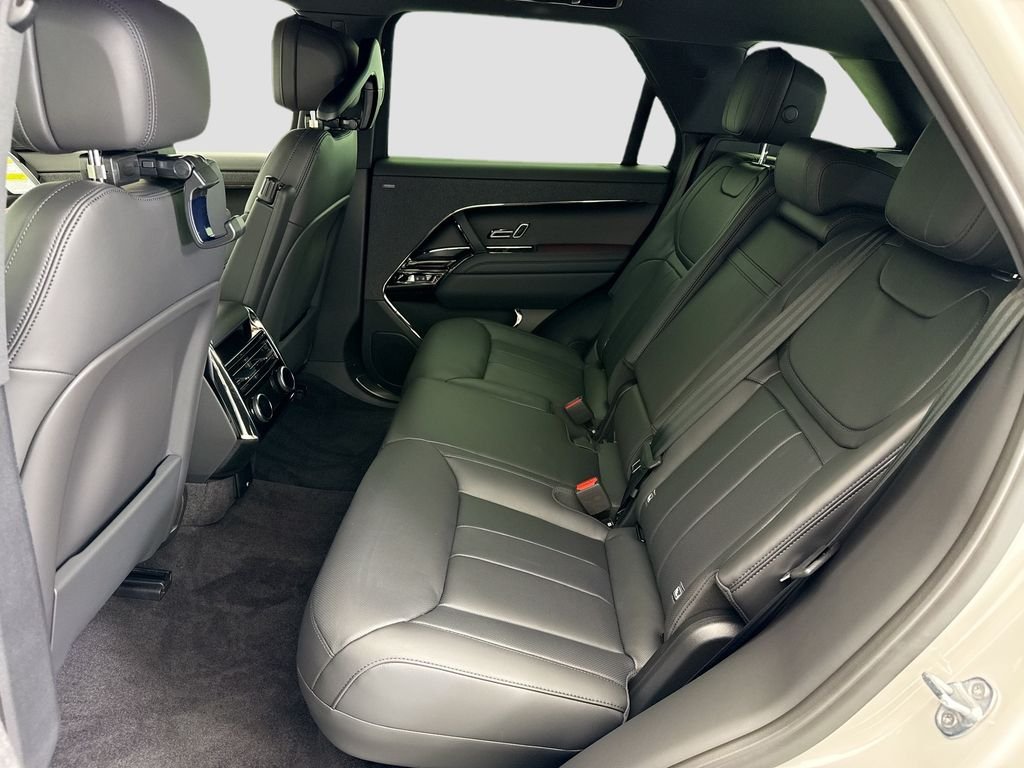 New 2026 Borasco Grey Land Rover Dynamic SE image 20