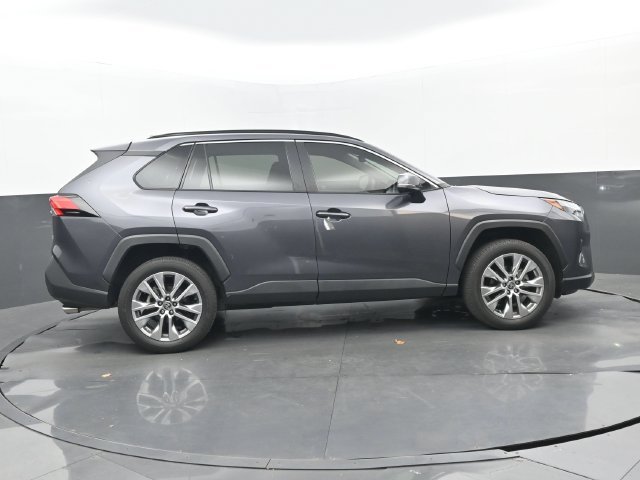 Used 2024 Magnetic Gray Metallic Toyota XLE Premium image 2