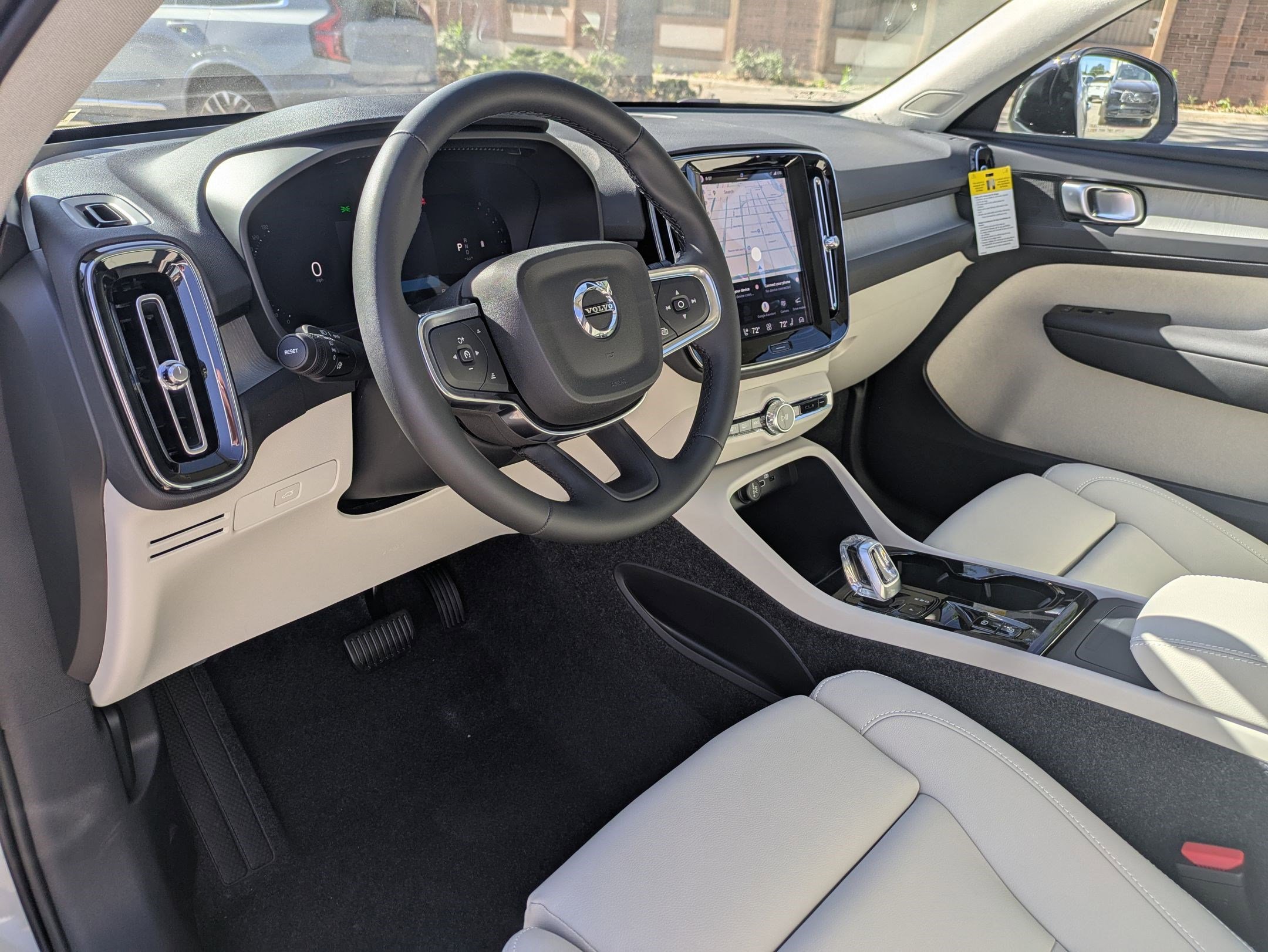 New 2026 Crystal White Volvo Plus image 10