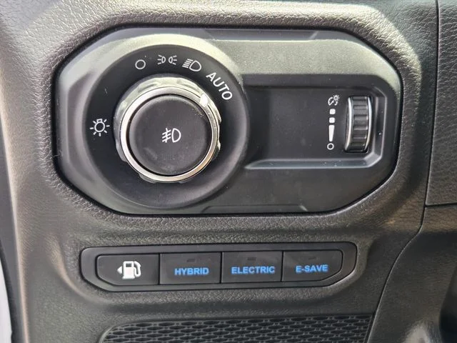 Used 2023 White Jeep Sahara 4xe image 17