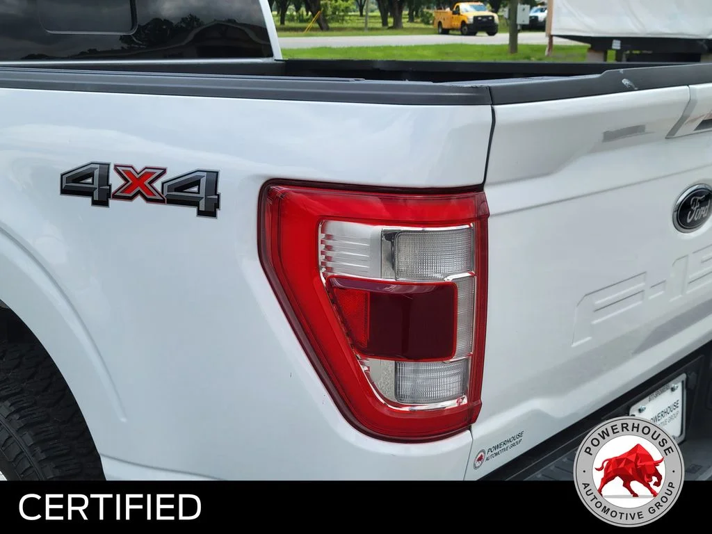 Used 2022 White Ford Lariat image 12