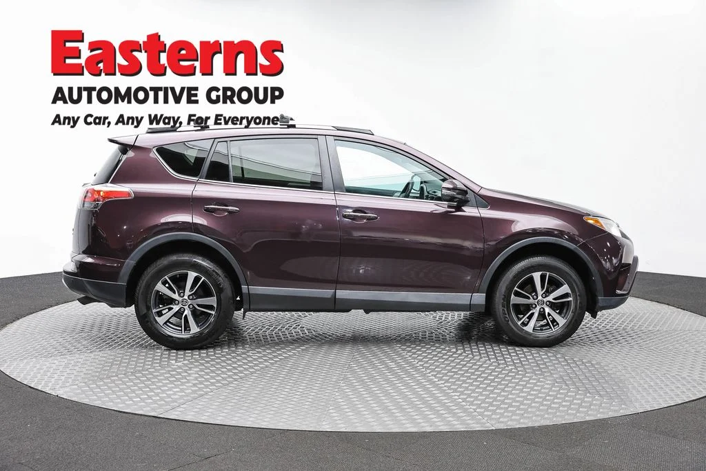 Used 2016 Black Toyota XLE image 4