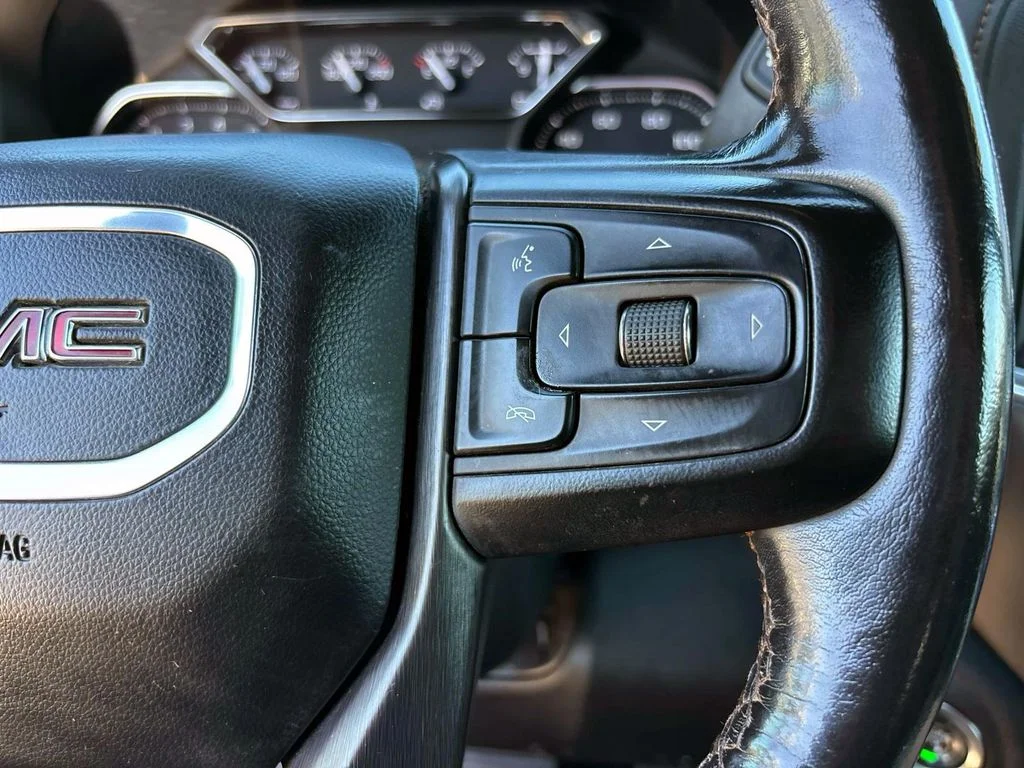 Used 2021 Sky GMC AT4 image 18