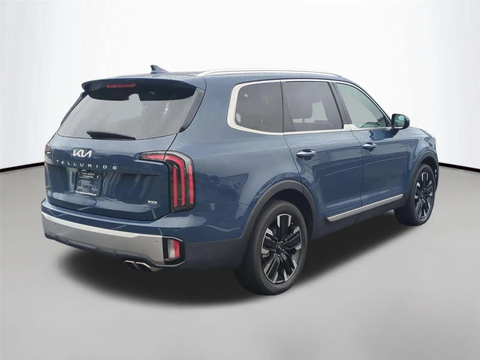 Used 2024 Midnight Lake Blue Kia SX image 5