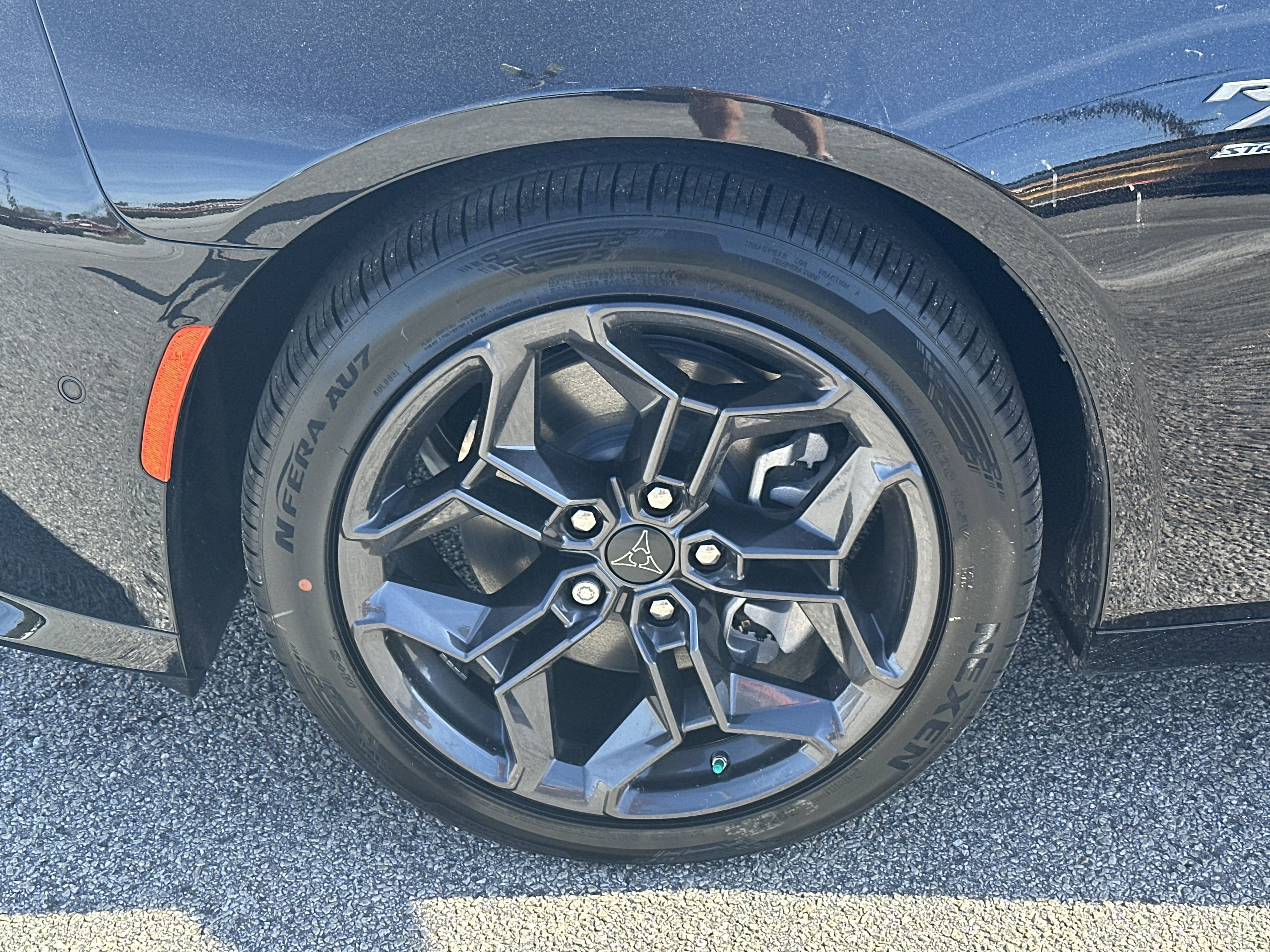 2025 Dodge Charger Daytona R/T - Photo 12