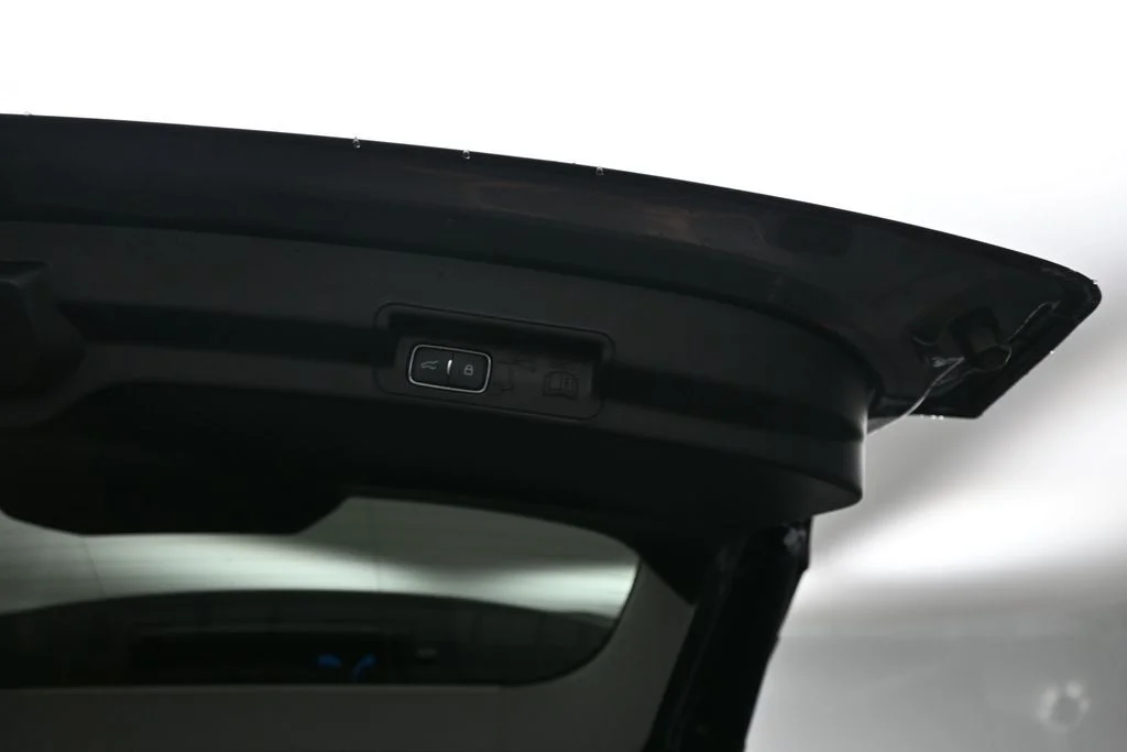 New 2026 Carbonized Gray Metallic Ford Platinum image 24
