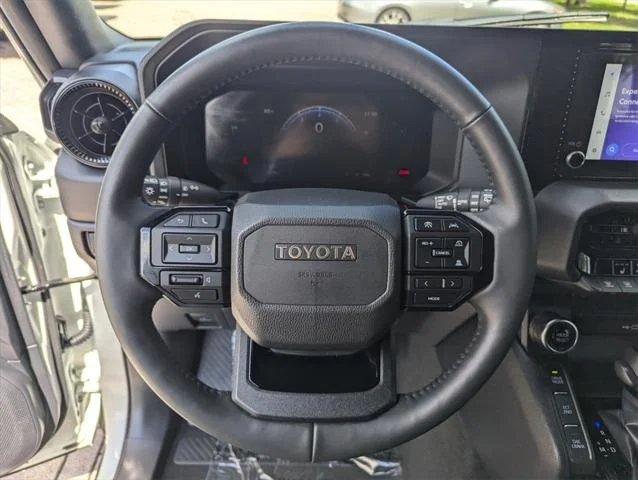 Certified Used 2025 ICE CAP Toyota  image 29