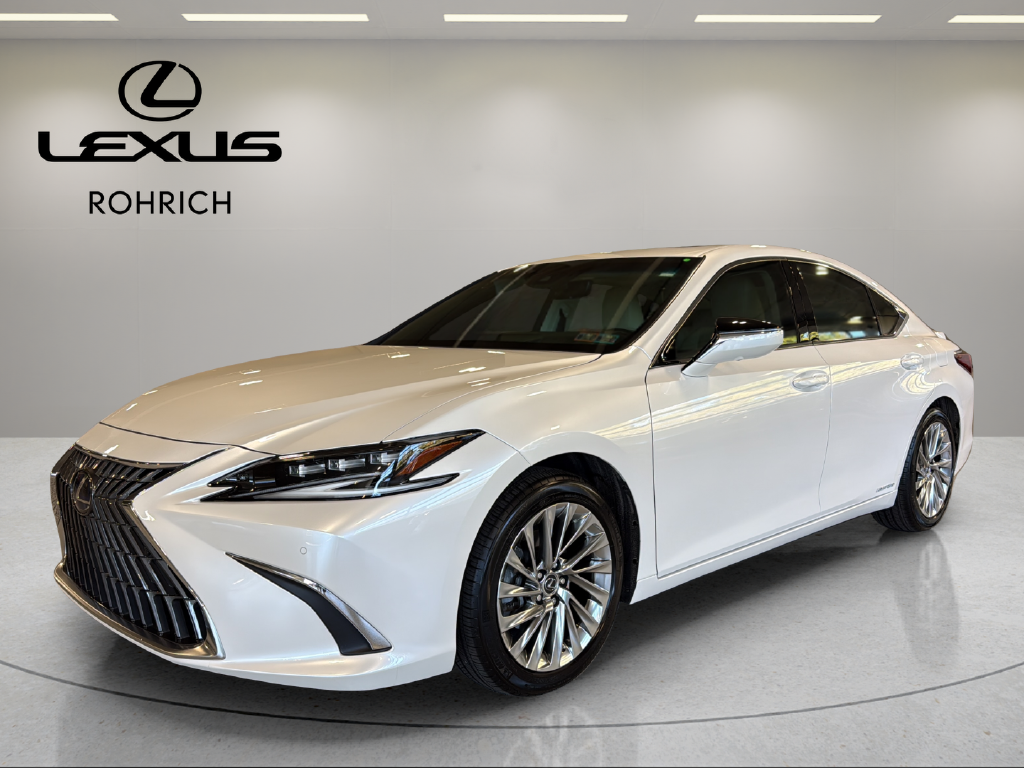 2022 Lexus ES Hybrid 300h Ultra Luxury