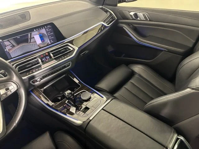 Used 2019 Blue BMW xDrive40i image 30
