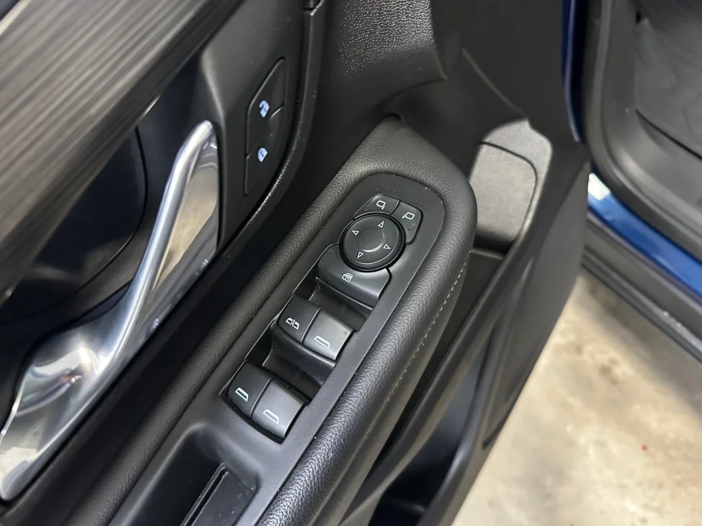 2023 GMC Terrain SLE - Photo 7