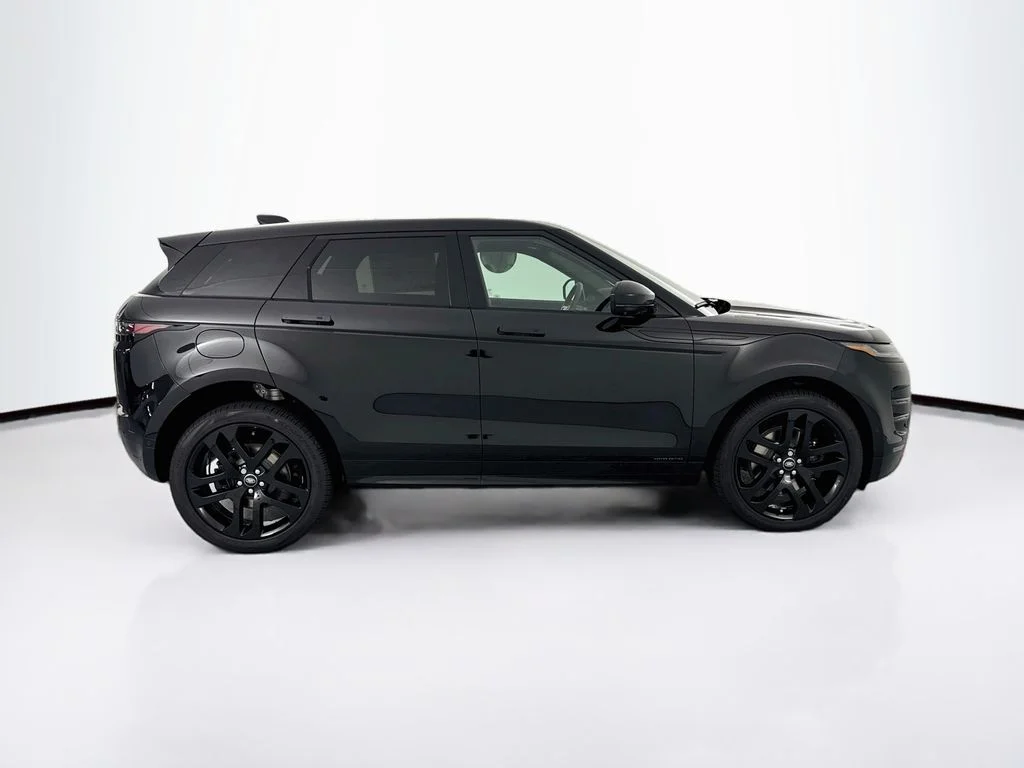 New 2026 Santorini Black Land Rover Hoxton Edition image 4
