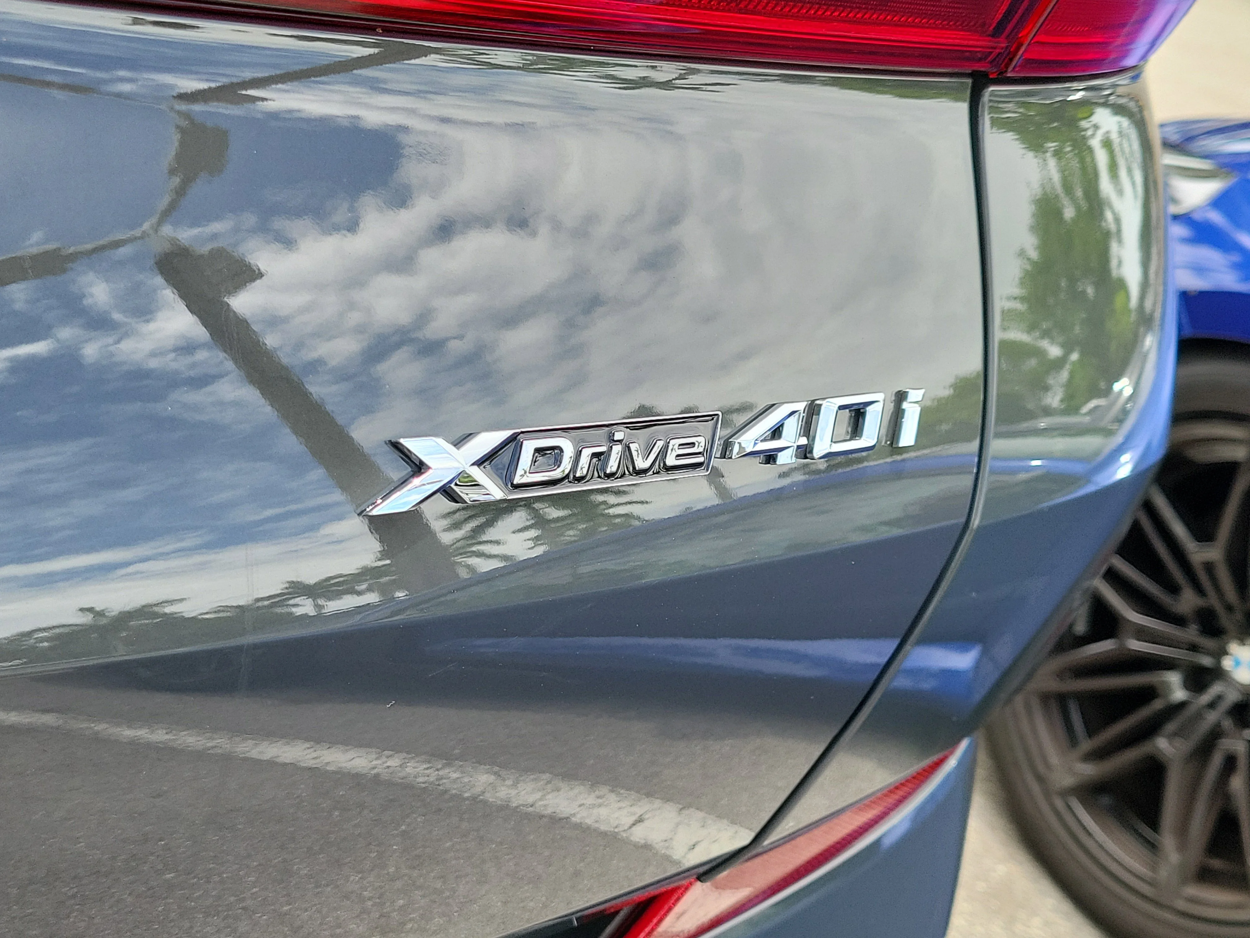 Used 2026 Brooklyn Grey Metallic BMW xDrive40i image 6