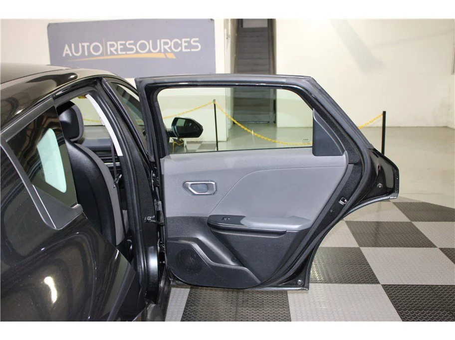 Used 2025 Interstellar Gray Kia LXS image 22