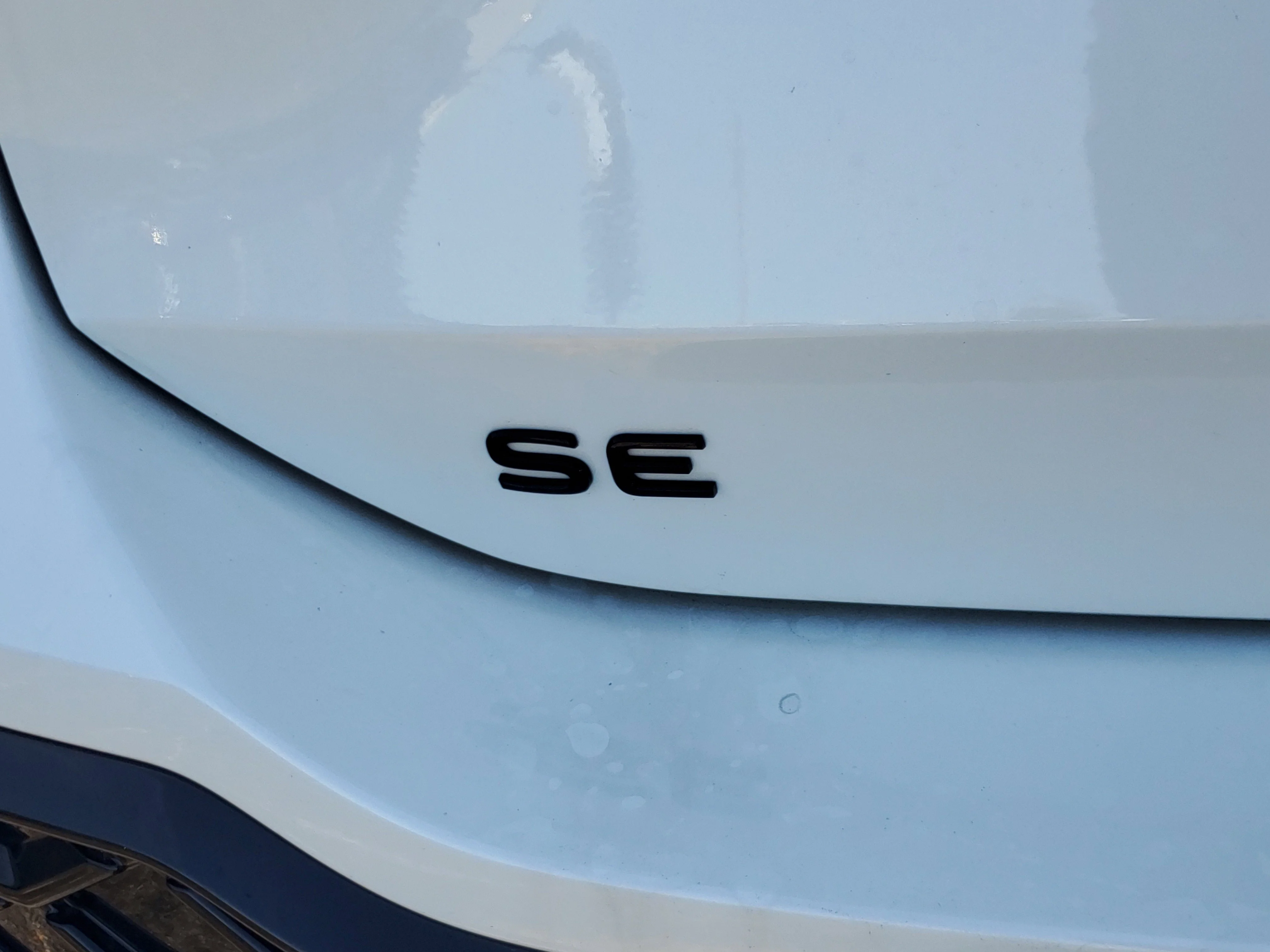 New 2026 White Volkswagen SE R-Line Black image 5