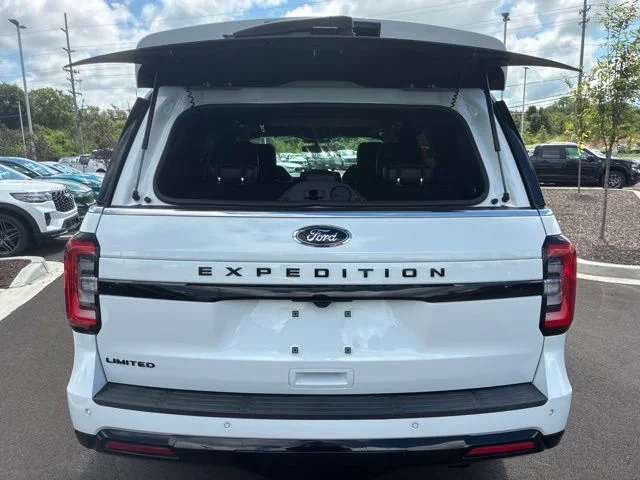 Used 2023 Oxford White Ford Limited image 7
