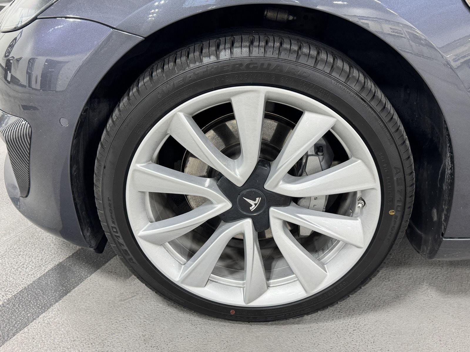 2019 Tesla Model 3 Long Range - Photo 12