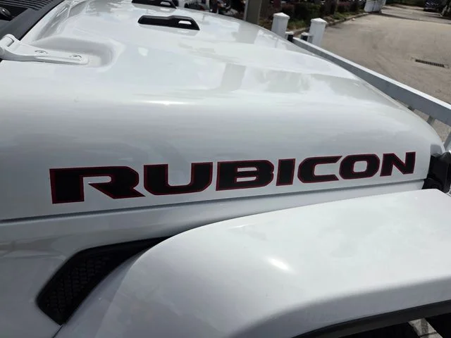 New 2026 Bright White Clear-Coat Exterior Paint Jeep Rubicon image 30