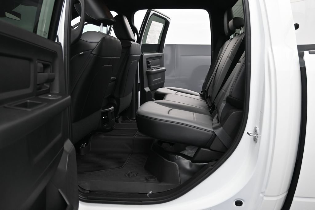 New 2026 Bright White Clear-Coat Exterior Paint RAM Tradesman image 16