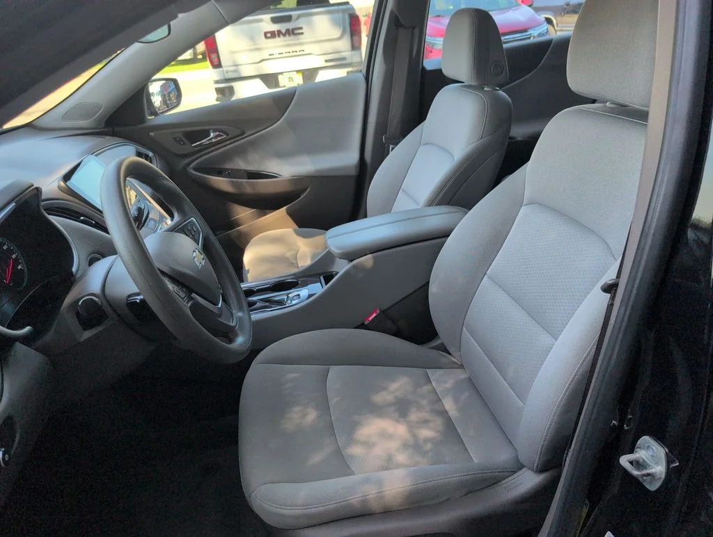Used 2025 Black Chevrolet LT image 11