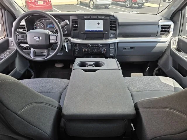Used 2024 Silver Metallic Ford XLT image 8