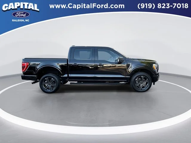 Used 2023 Black Ford XLT image 9
