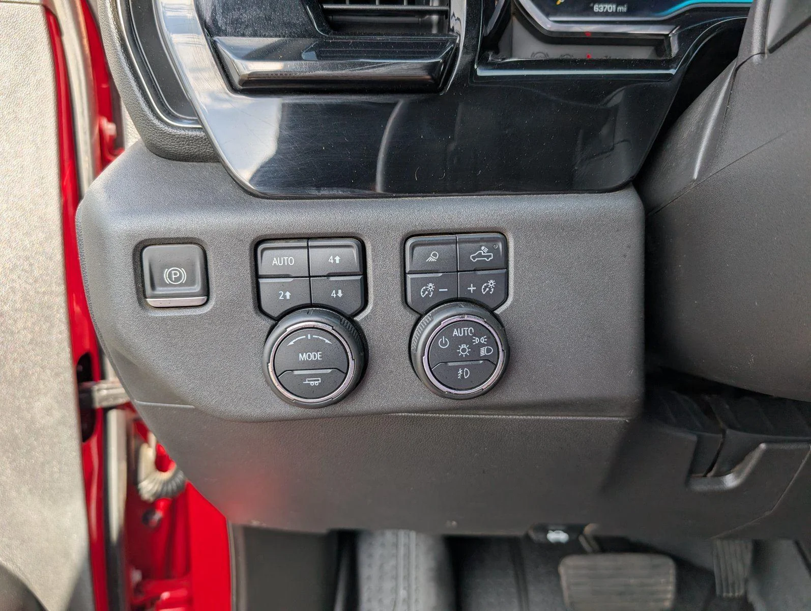 Used 2023 Red Hot Chevrolet ZR2 image 28
