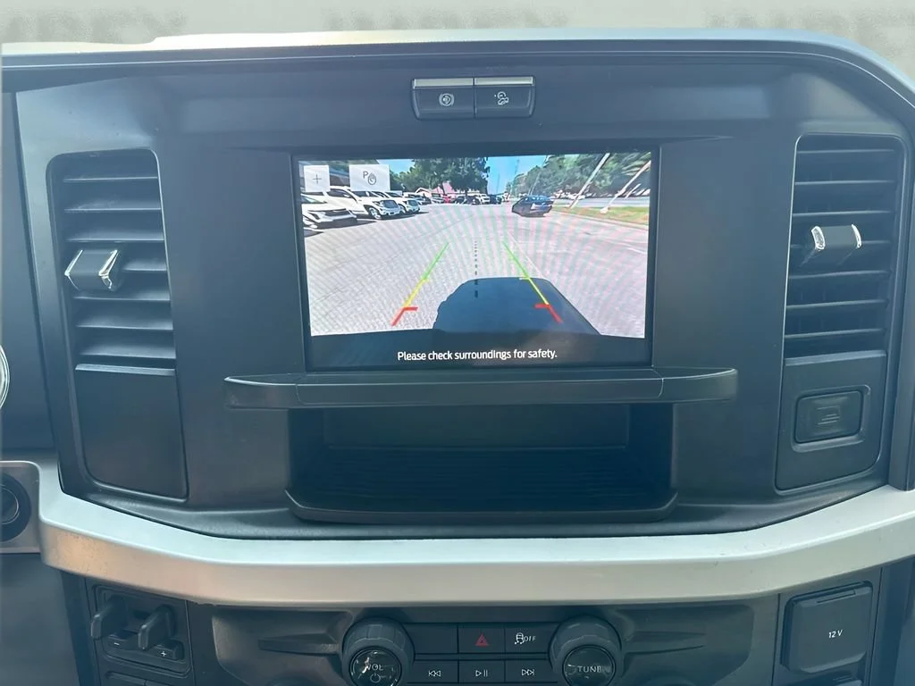 Used 2025 White Ford XL image 20