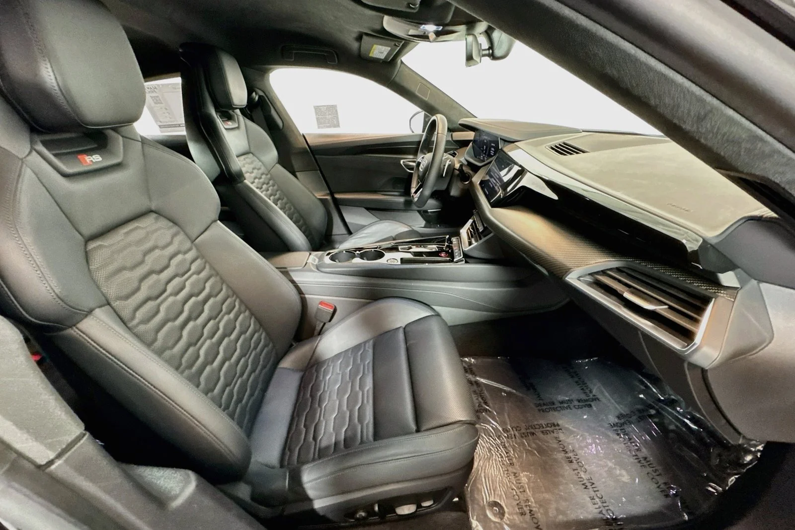 Used 2023 Black Audi  image 24