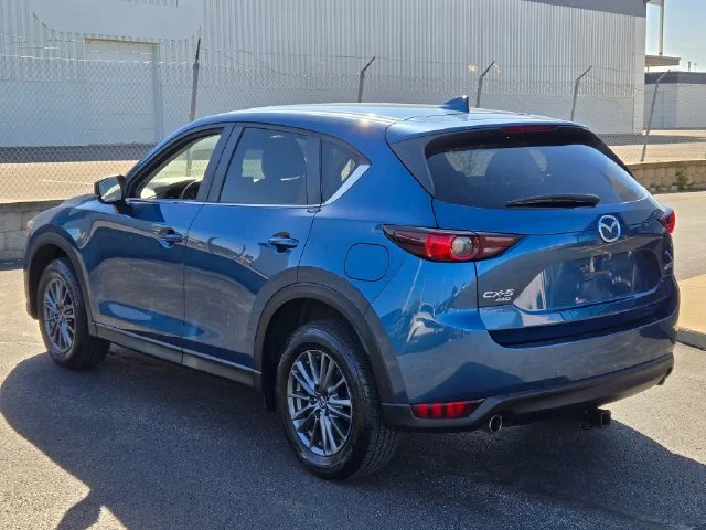 Used 2017 Blue Mazda Touring image 14