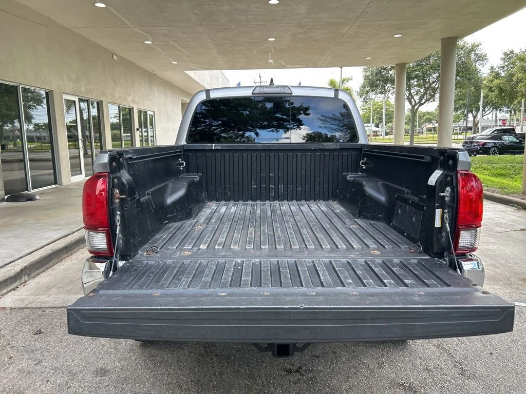 Used 2019 Silver Toyota SR5 image 28