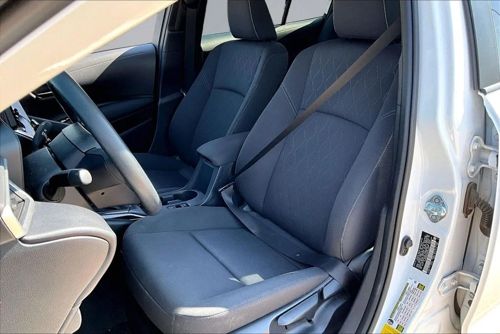 Used 2024 White Toyota LE image 22