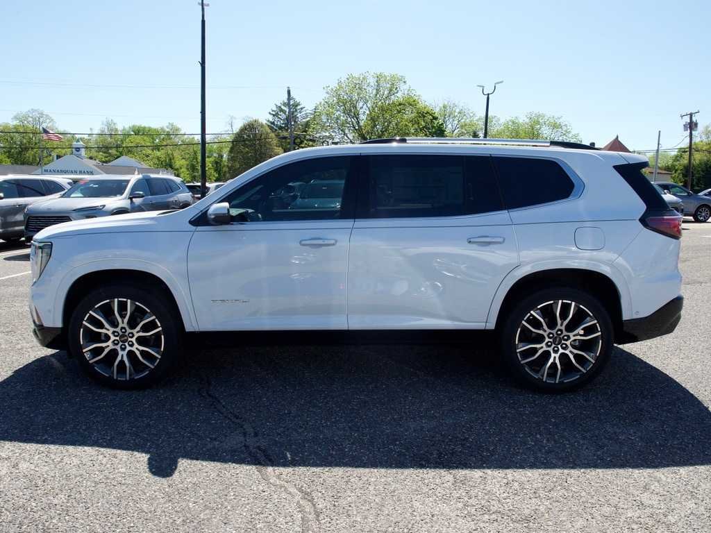 2026 GMC Acadia Denali Ultimate - Photo 4