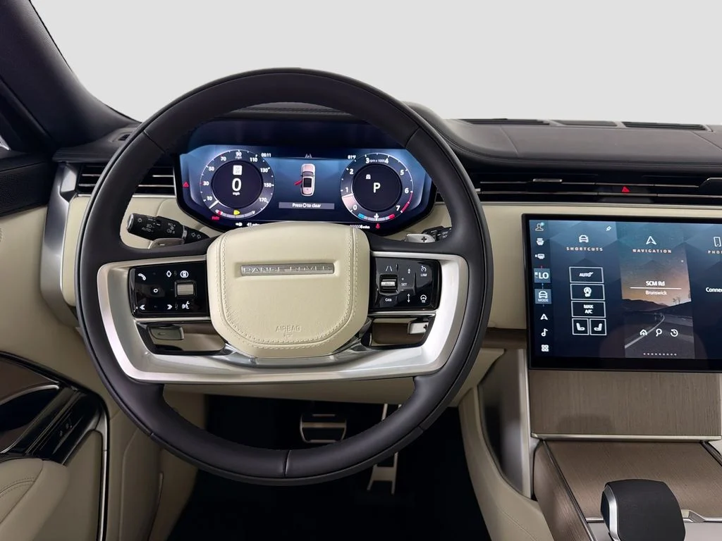 New 2026 Ostuni Pearl White Land Rover SE image 24